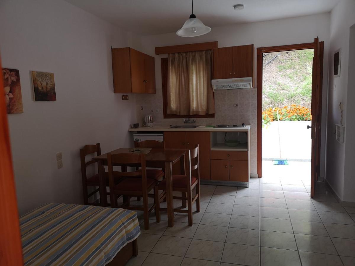 Drosia Apartments Platanias  Ngoại thất bức ảnh